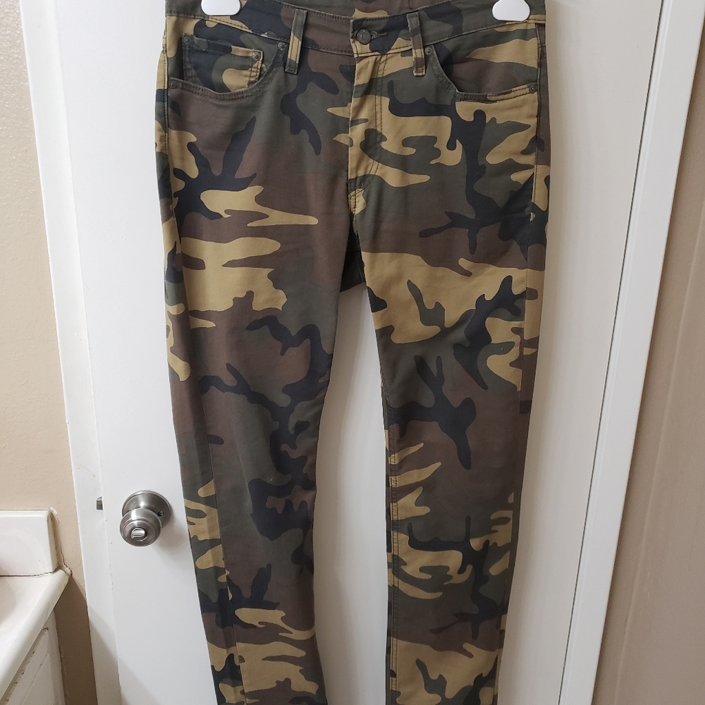 COPY - 511 32w 34L came print Levi jeans